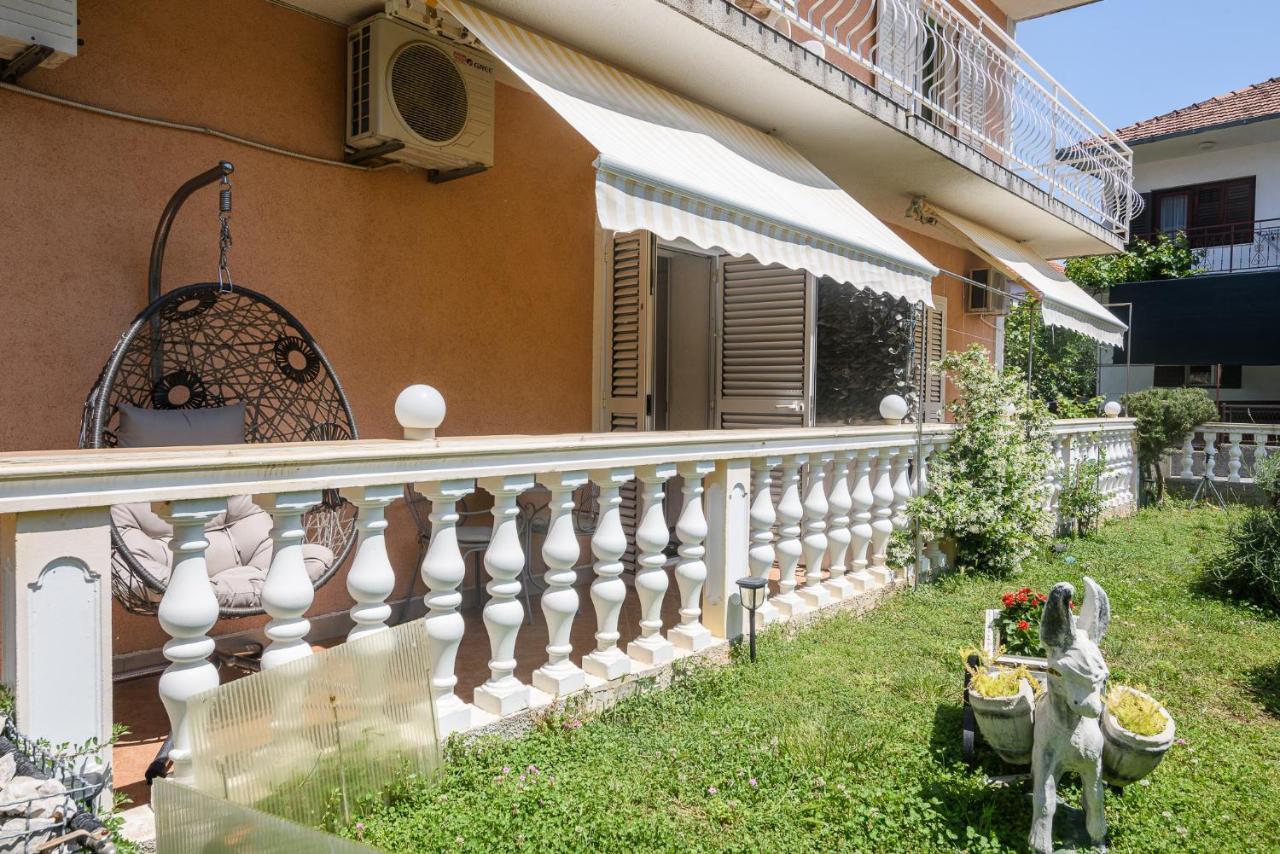 Vikeli Apartment Trogir Exterior photo